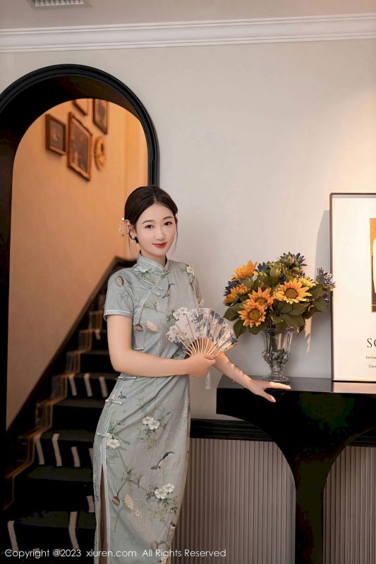 [秀人XiuRen] No.7232 唐安琪 - 旗袍服饰+原色丝袜巴厘岛旅拍-御萝部落