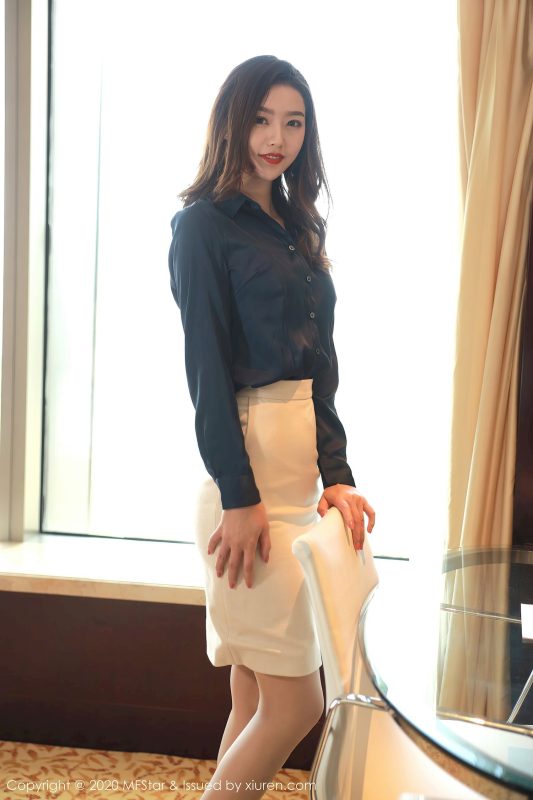 [MFStar模范学院] VOL.381 模特方子萱 - 秘书OL+高挑身姿性感写真-御萝部落